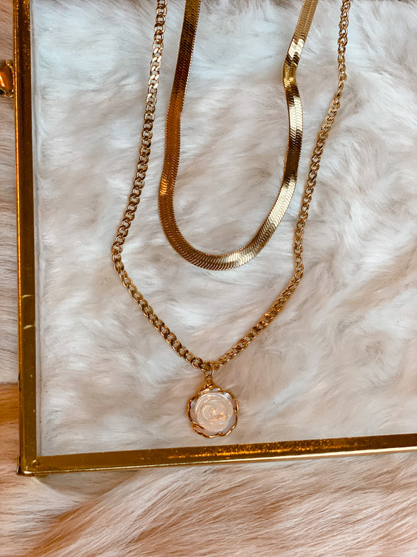 Flora Pearl Necklace