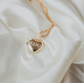 Mama heart locket